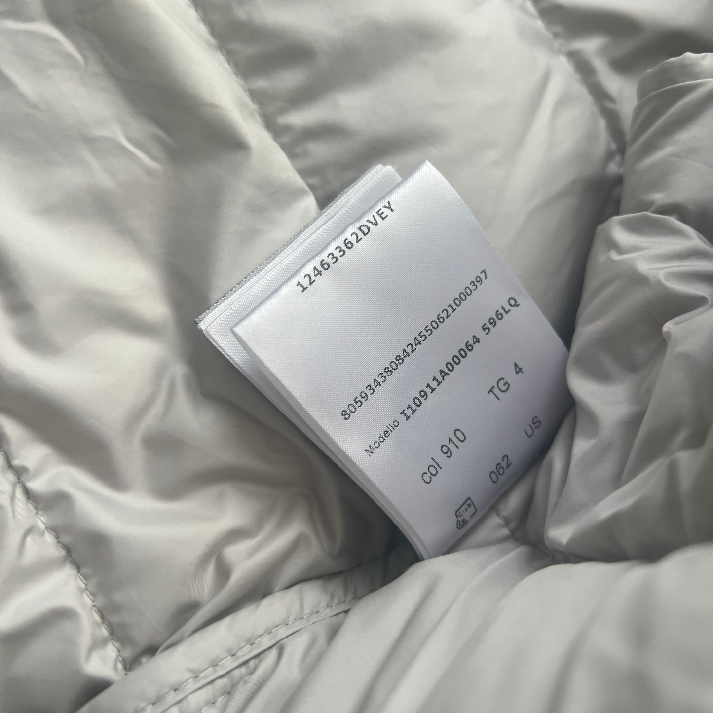 Moncler Cashmere “Acorus” Puffer Jacket