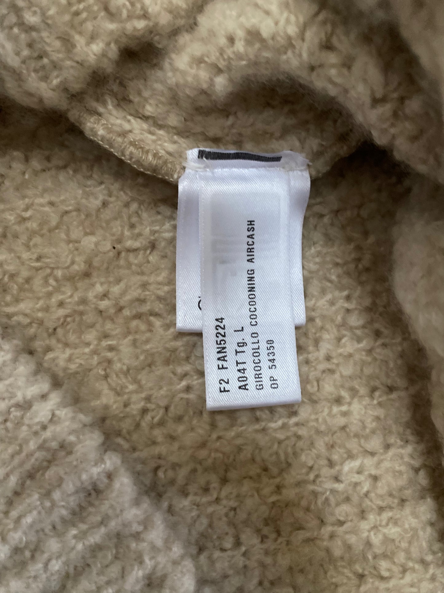 Loro Piana Cocooning AirCash Crewneck Sweater