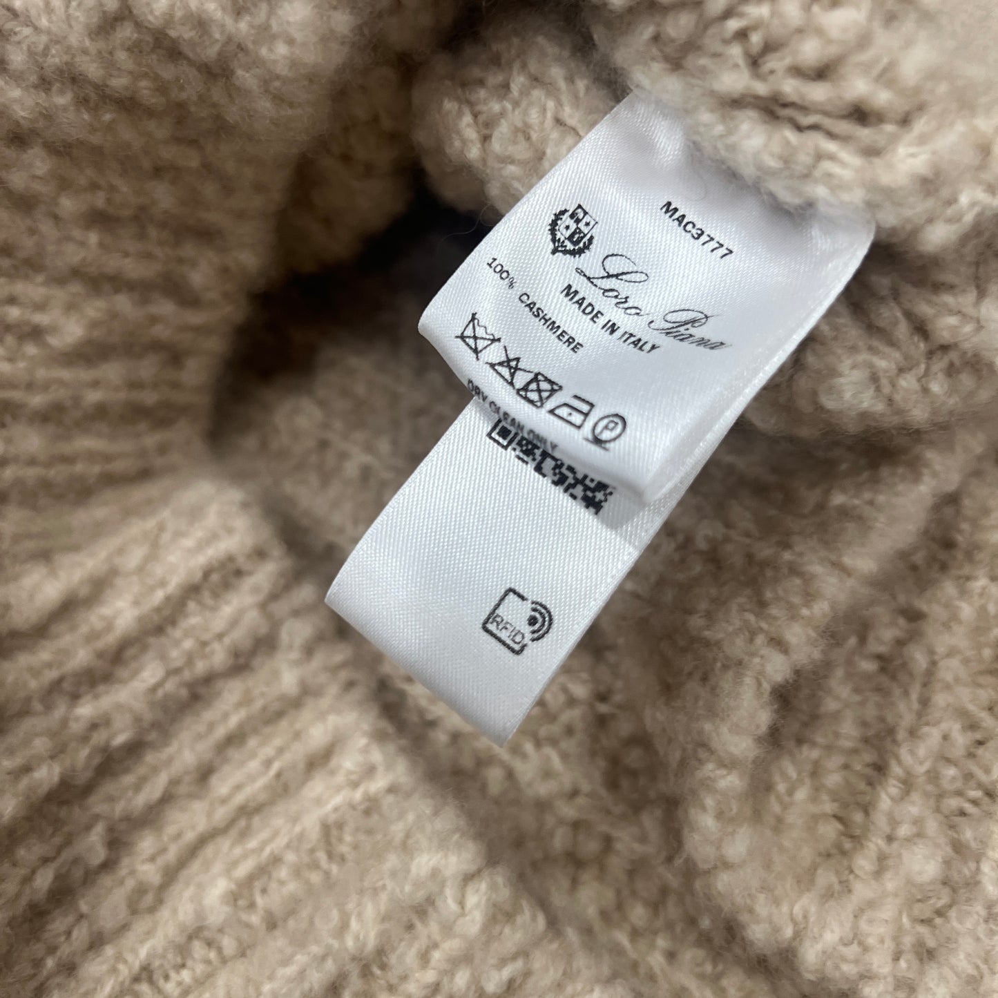 Loro Piana Cocooning AirCash Crewneck Sweater