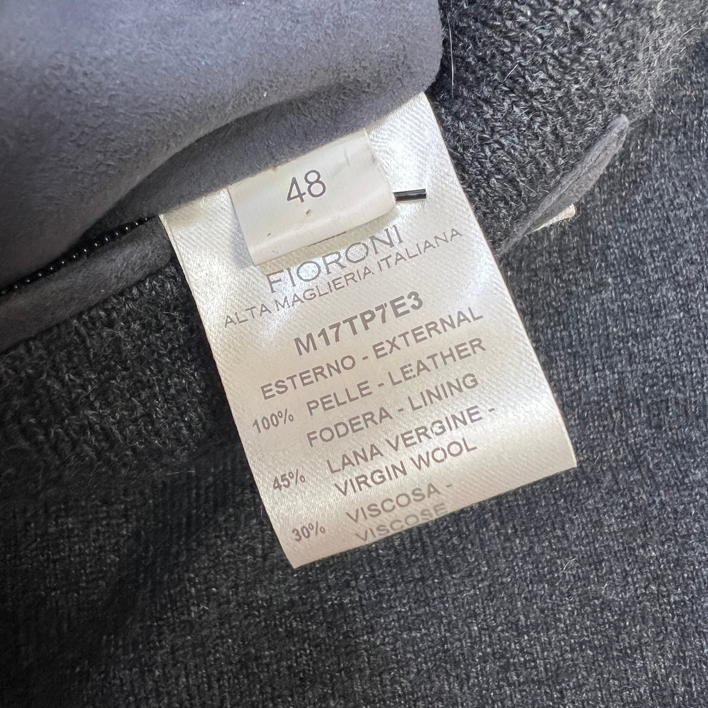 Fioroni Suede Quilted Vest – The Cashmere Collection