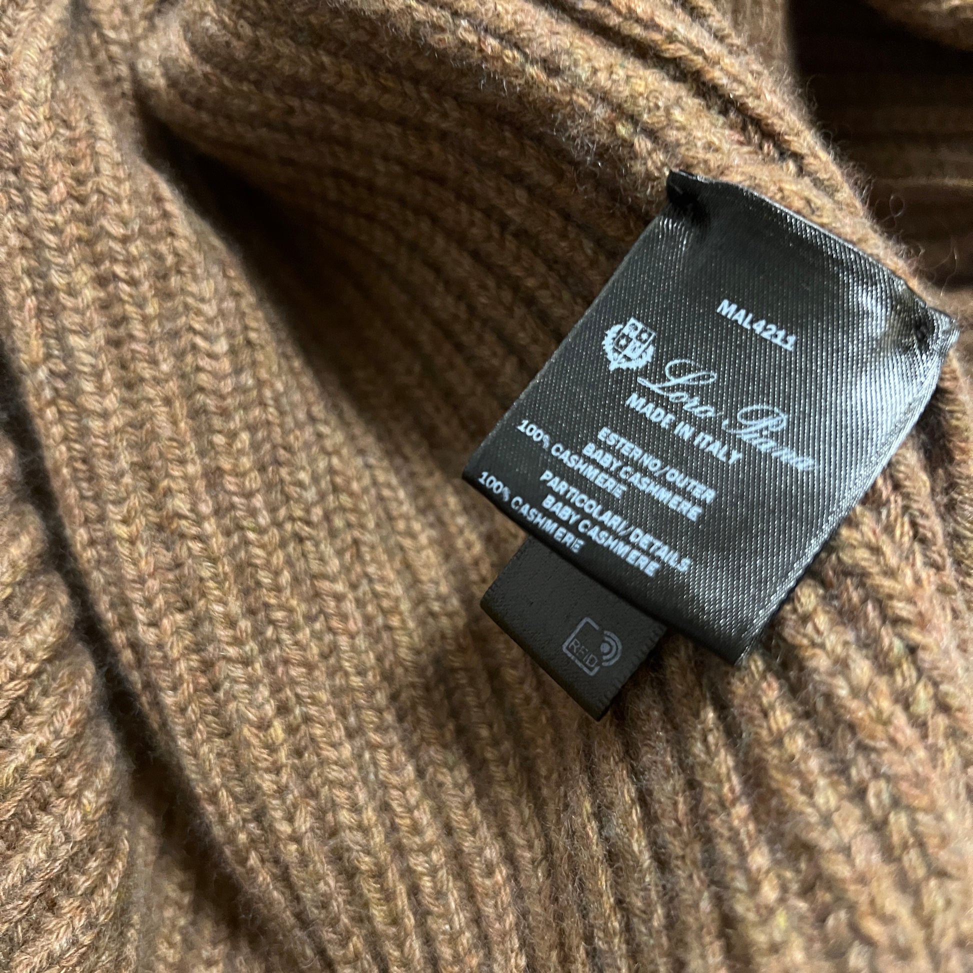 Loro Piana Fobello Baby Cashmere Cardigan w/enamel buttons